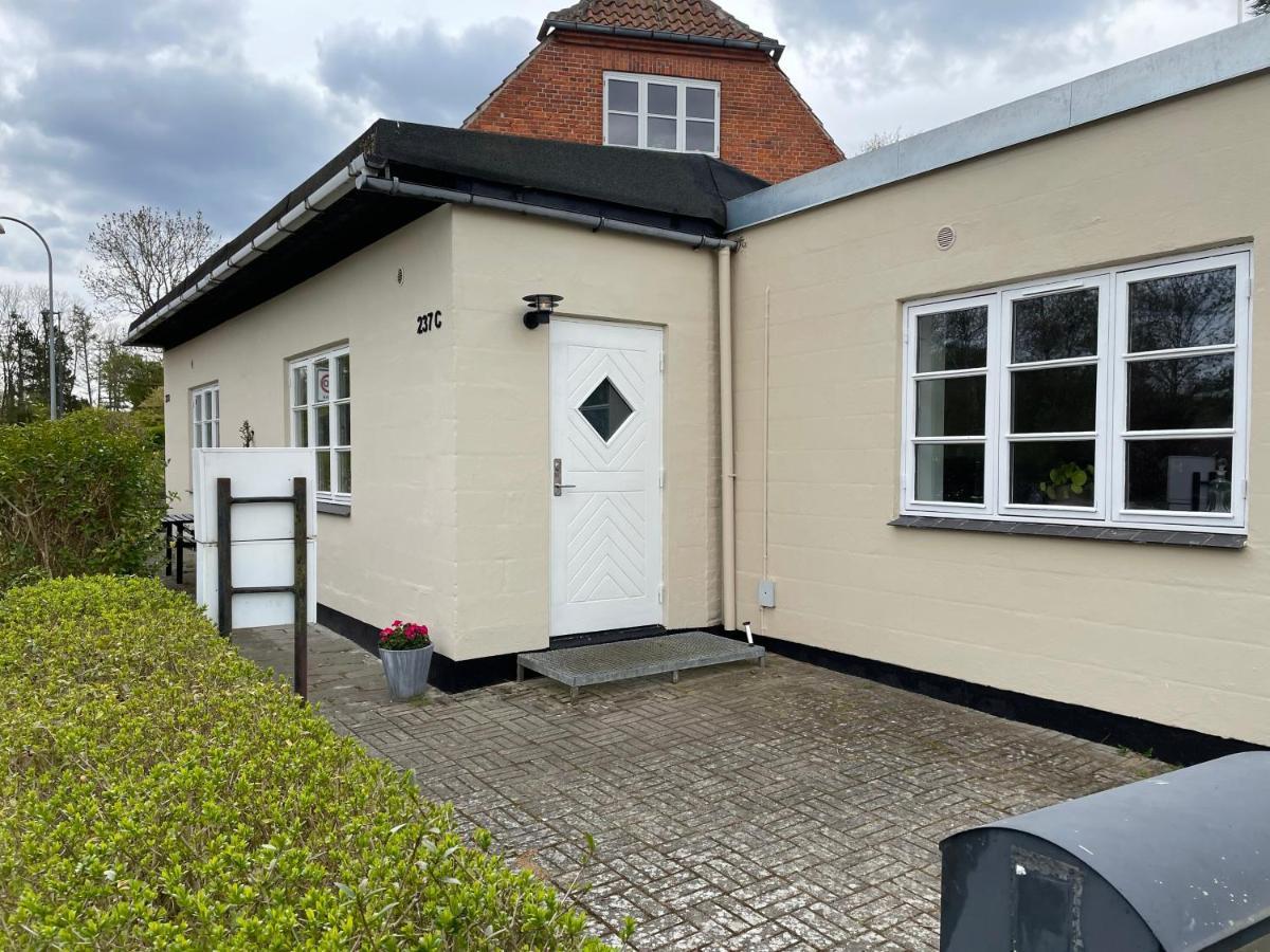 Jonstrupvejens Apartments Lejl C Ballerup Bagian luar foto